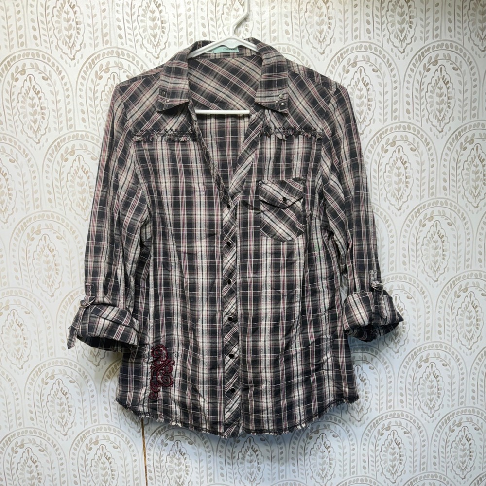 Maurices Plaid Button Down Women Large Black Burgundy Embroidered Grunge